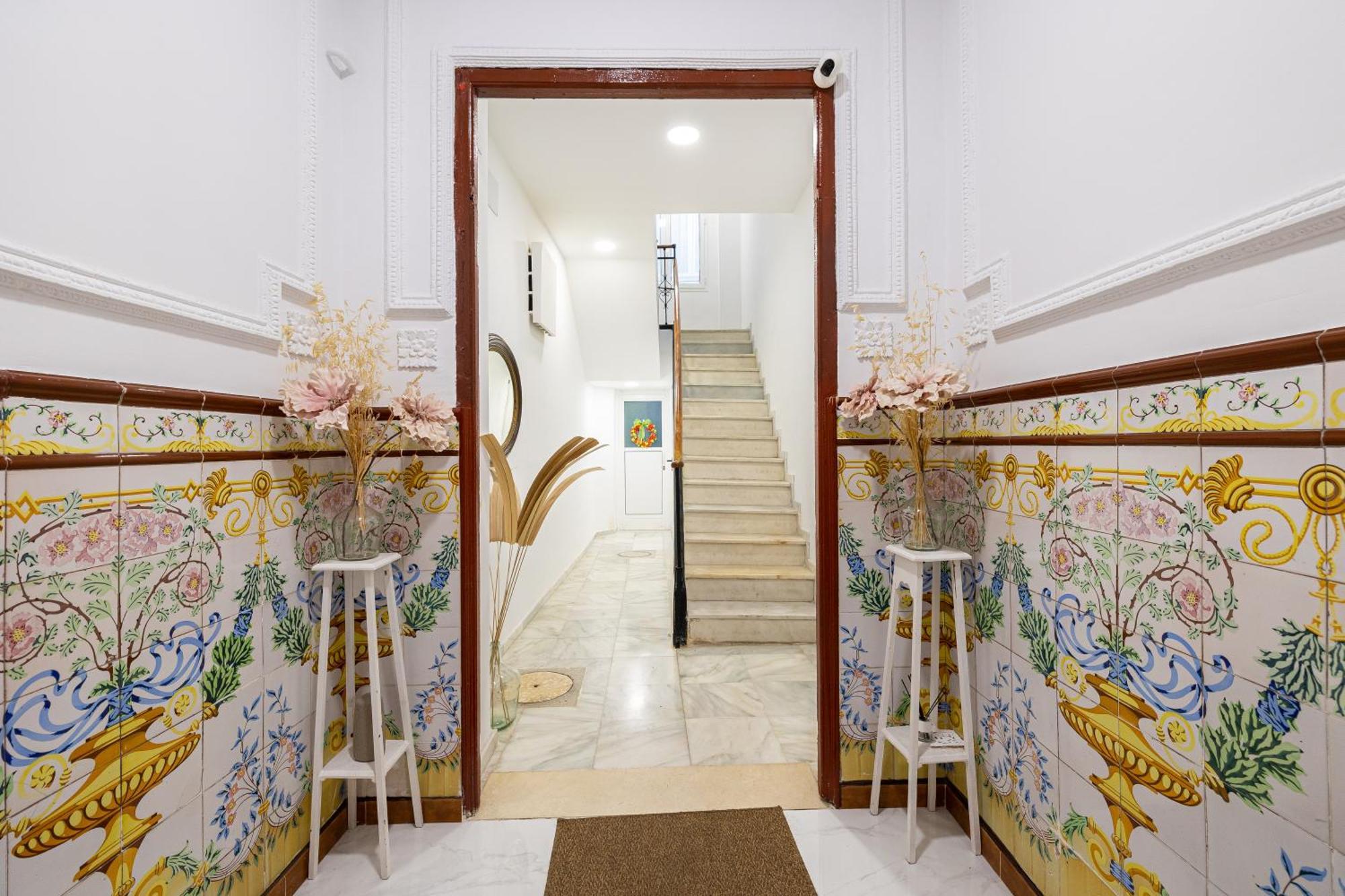 Apartamento Buganvilla Malaga Bagian luar foto